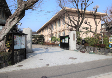京都市立嵐山小学校　徒歩4分～5分