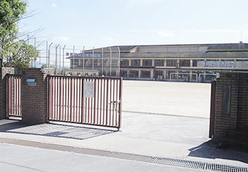 京都市立西賀茂中学校　徒歩14分～15分