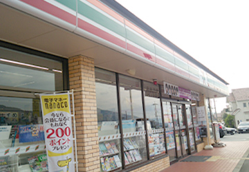 セブンイレブン亀岡篠町王子店